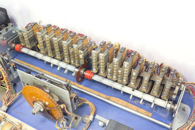 Motorized Trip Bank in standard position
